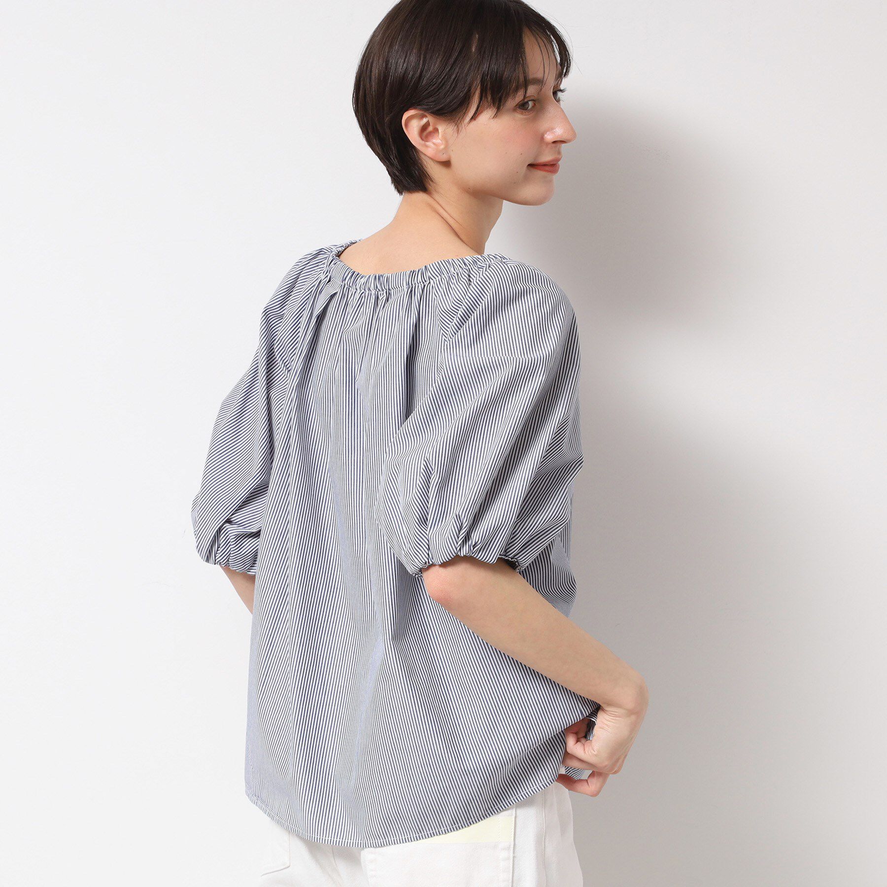 Dessin「【洗える】バッグギャザー入り五分袖ボリュームブラウス」|シャツ・ブラウス|アイボリー(304)