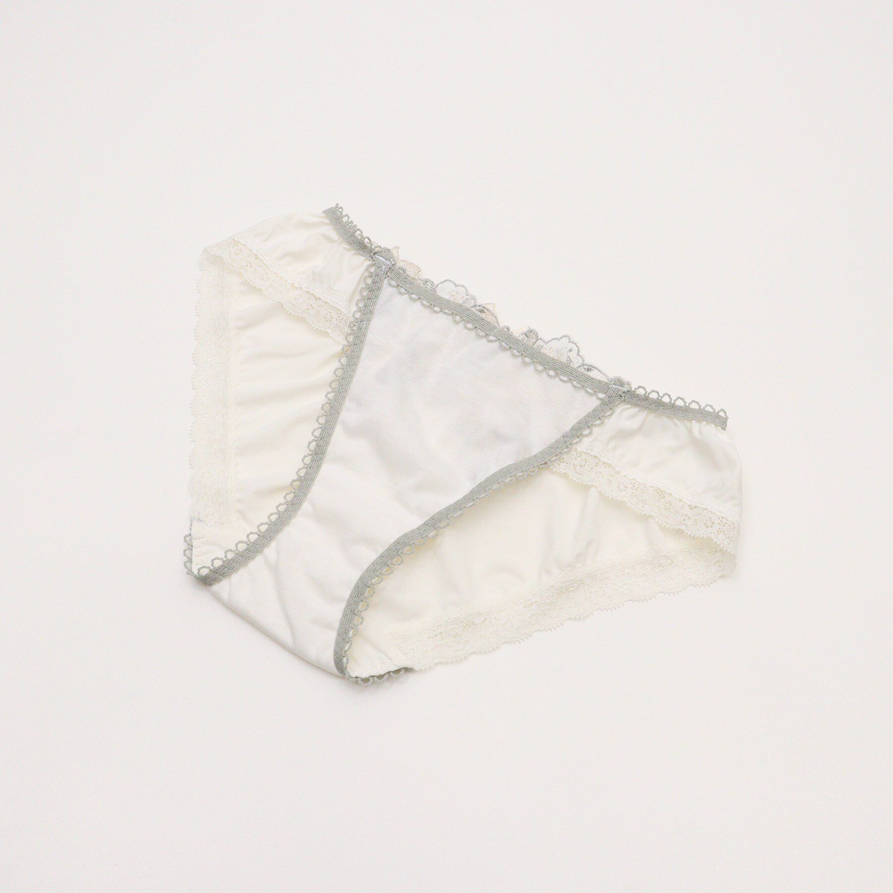 Risa Magli「フルーリ ノーマルショーツ」|インナー|