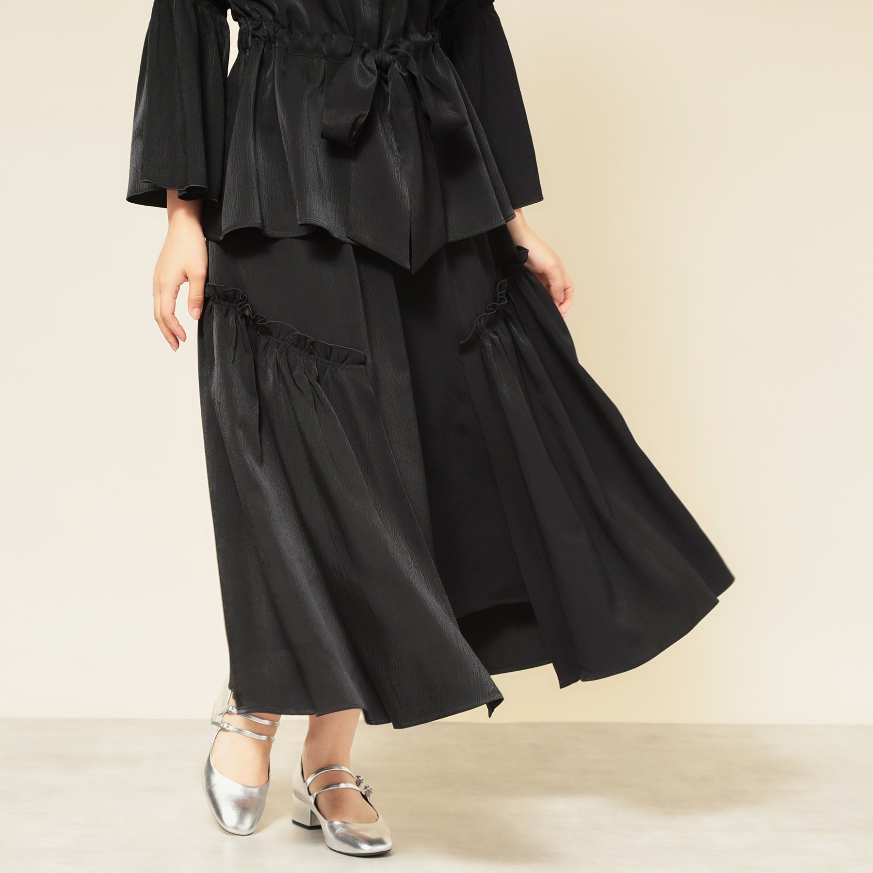 SunaUna「【COLLECTION LINE】アシメフレアスカート」|スカート|ブラック(019)