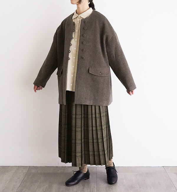 オオカミとフクロウ「オオカミと新しい朝と灯りと&ldquo;がいとう&rdquo;」|ノーカラーコート|