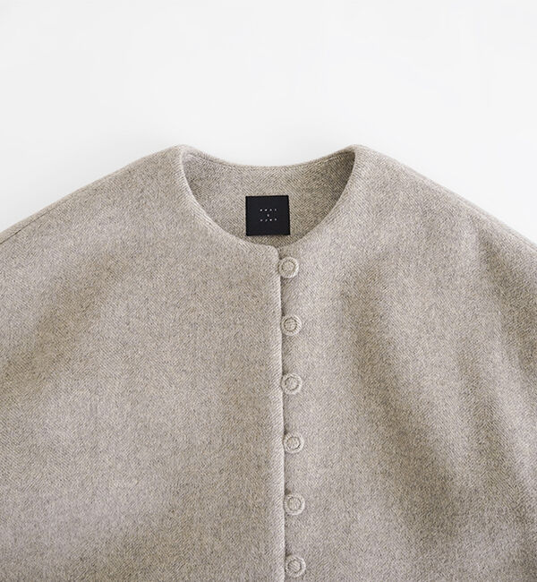 オオカミとフクロウ「オオカミと新しい朝と灯りと&ldquo;がいとう&rdquo;」|ノーカラーコート|