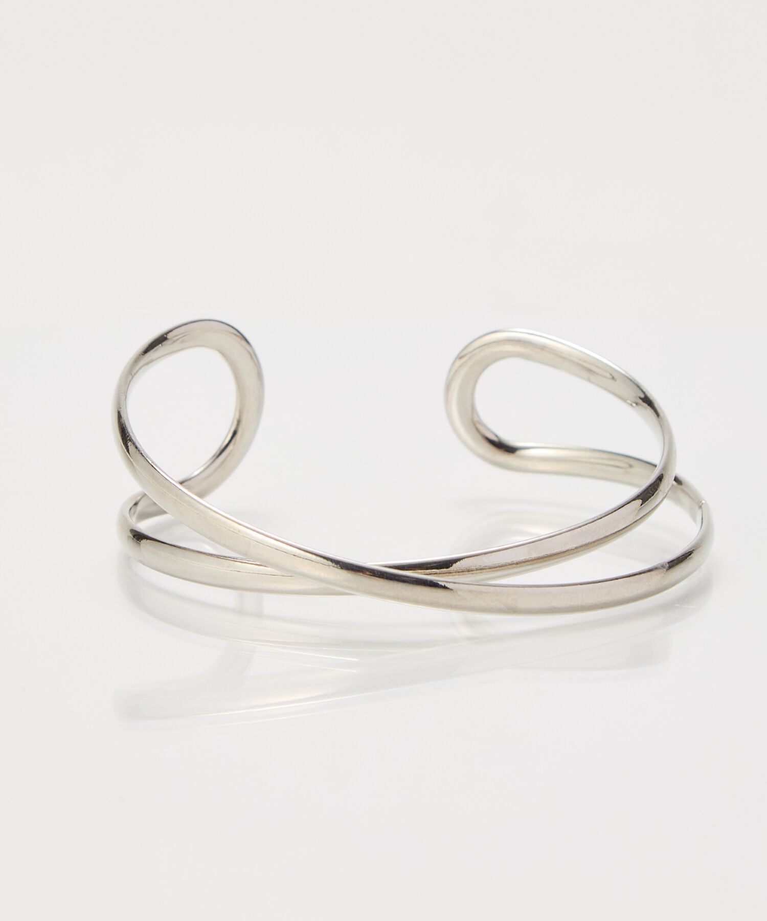 Phoebe「【金属アレルギー対応】ツインカレントカフバングル　シルバー/ニッケルフリー」|ブレスレット・バングル|
