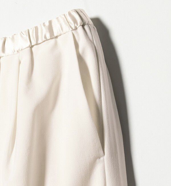 UNITED ARROWS「サテンウエスト イージーパンツ ホワイト -ウォッシャブル-」|チノ|