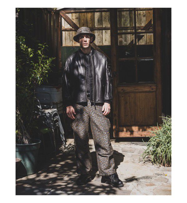 BEAMS PLUS「MIL Over 6 Pockets Camo Jacquard」|チノ|