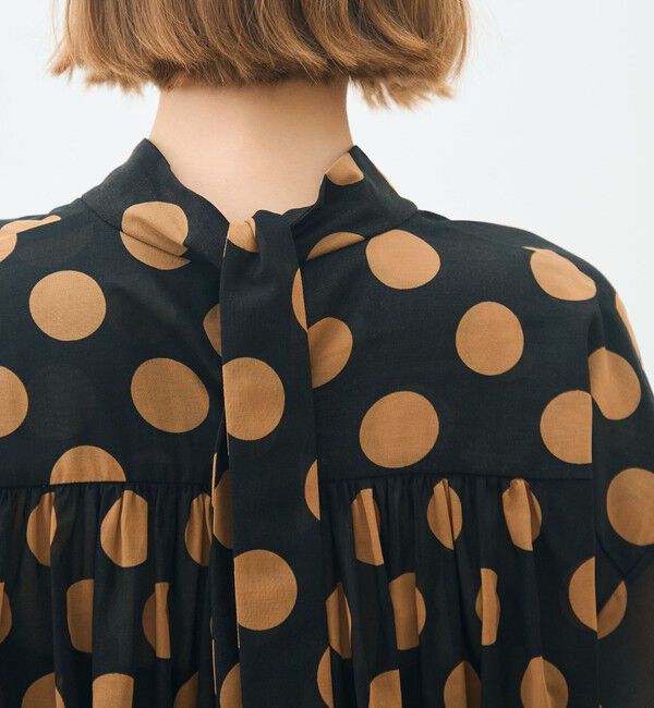 TOMORROWLAND collection「イヴェールドットプリント バックリボンブラウス」|シャツ・ブラウス|