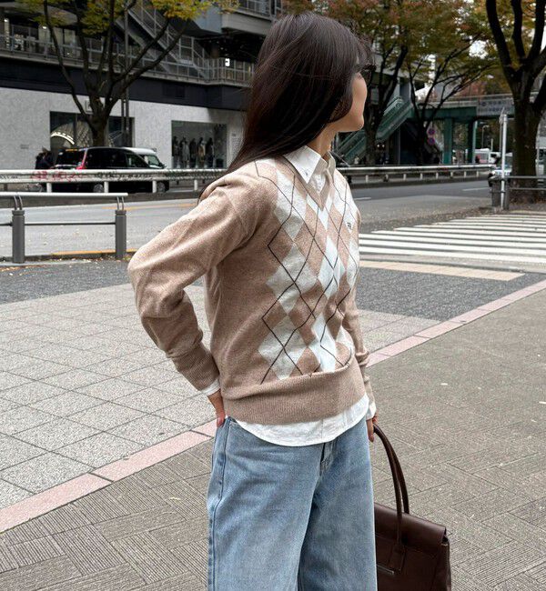 fredy emue「アーガイル柄インターシャVネックニット」|ニット・セーター|
