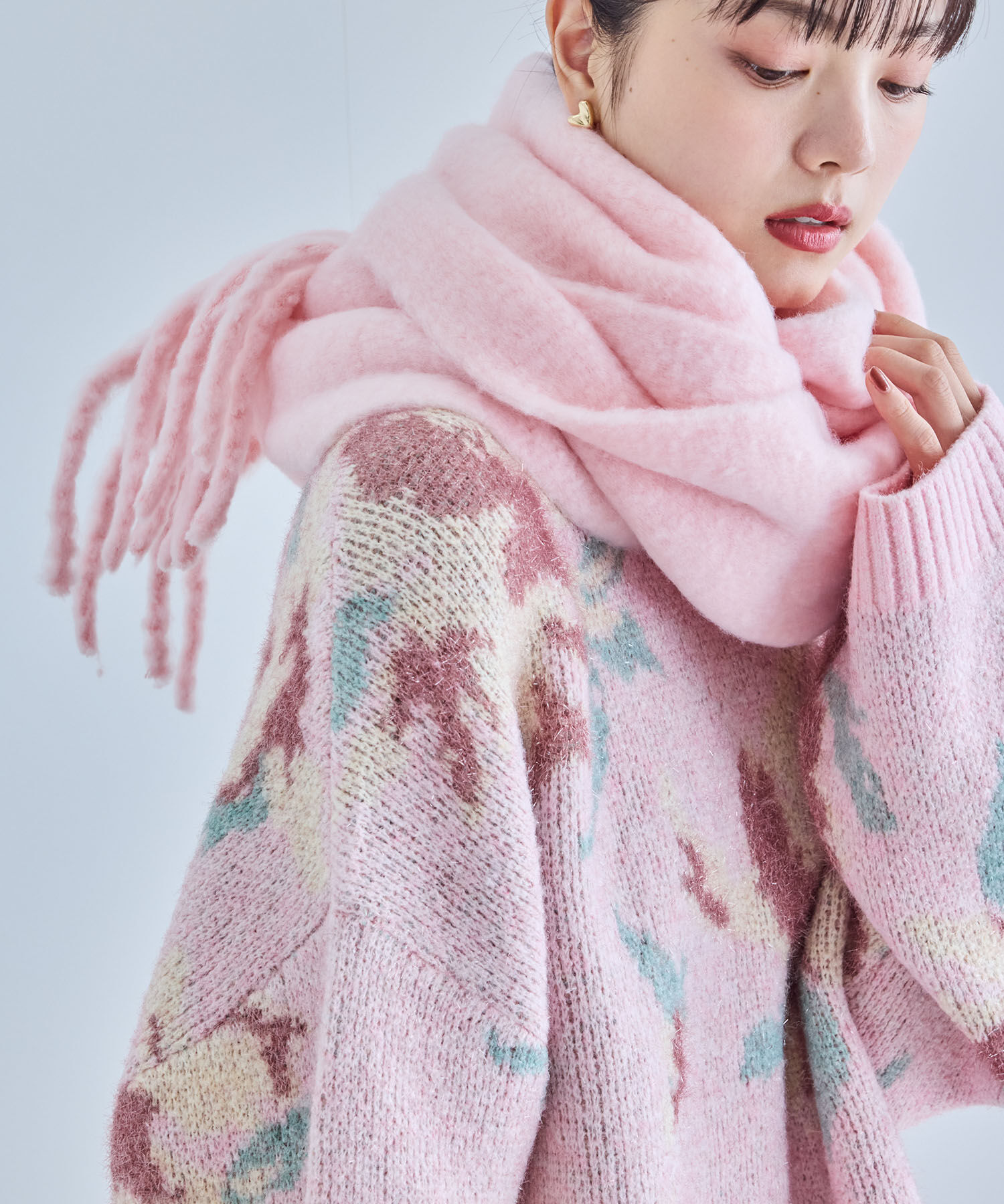 VIS「【リサイクルポリ】ふわふわ太フリンジマフラー」|マフラー|ピンク系(65)