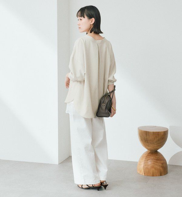  「予約【女性らしい抜け感】メタルボタンノーカラーブラウス」|シャツ・ブラウス|