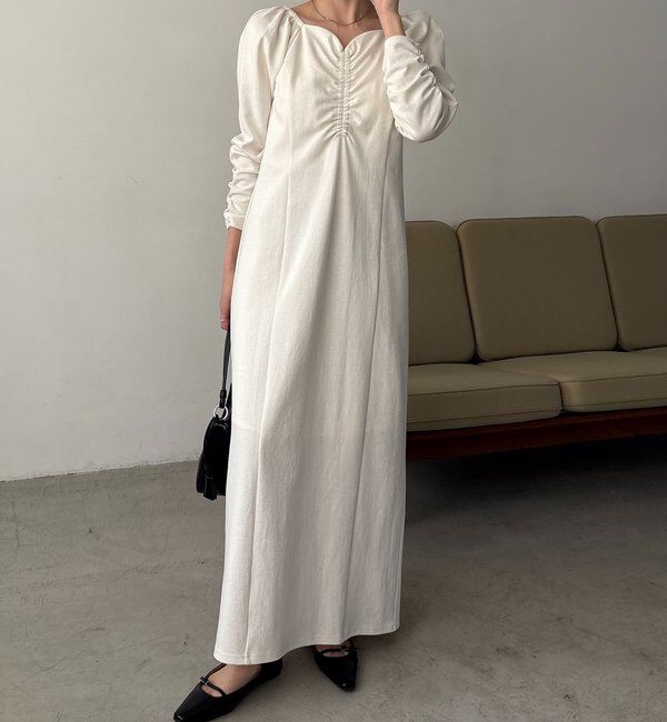  「【低身長サイズあり】ウェーブネックギャザーワンピース」|ワンピース|エクリュ