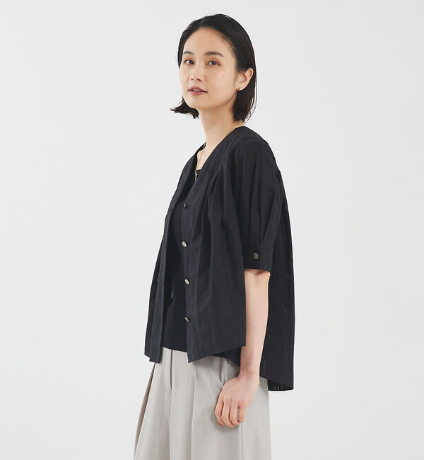 qualite「Vネックタックシャツ」|シャツ・ブラウス|