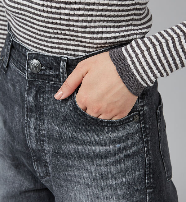 qualite「【YANUK】LOUISE(Straight)　デニムパンツ」|デニム|