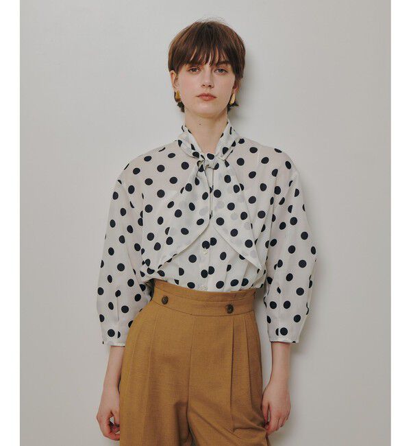 allureville/ポルカドットブラウス