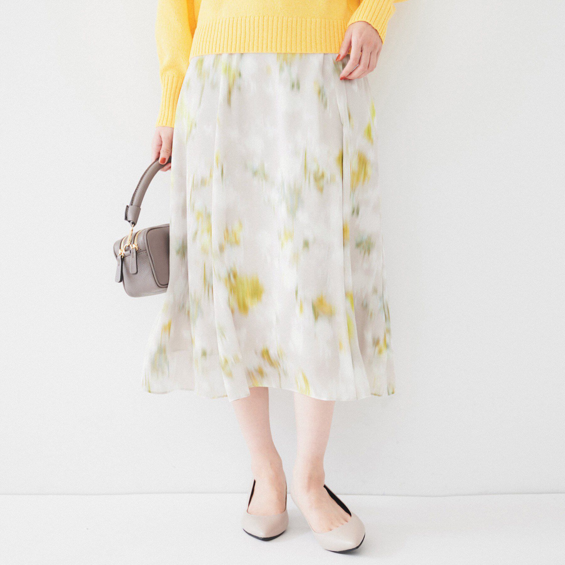 UNTITLED「【後ろウエストゴム/花柄】ぼかしフラワー プリントスカート」|スカート|イエロー(132)