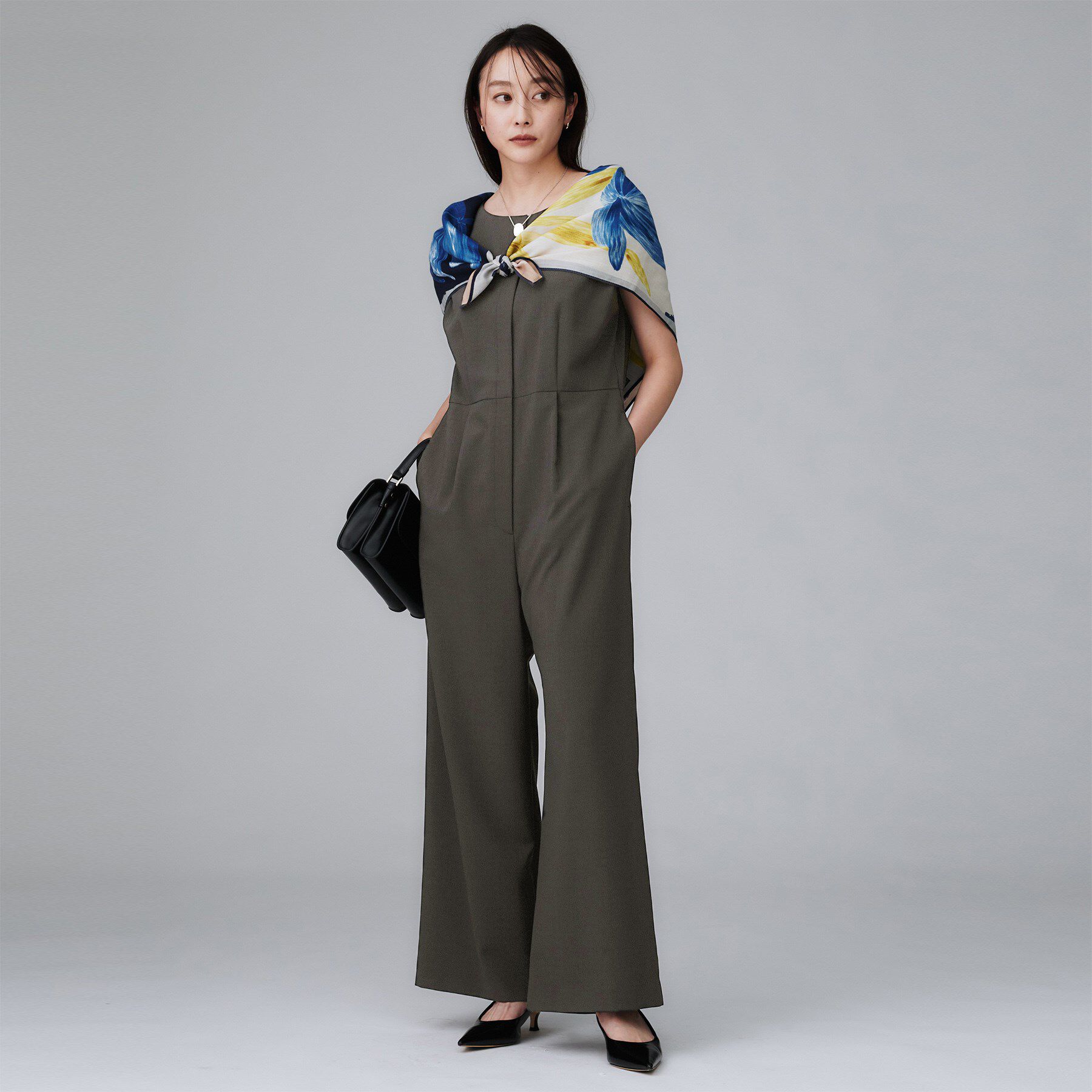 UNTITLED「【きれいめ/オールインワン】梳毛調合繊コンビネゾン」|オールインワン|