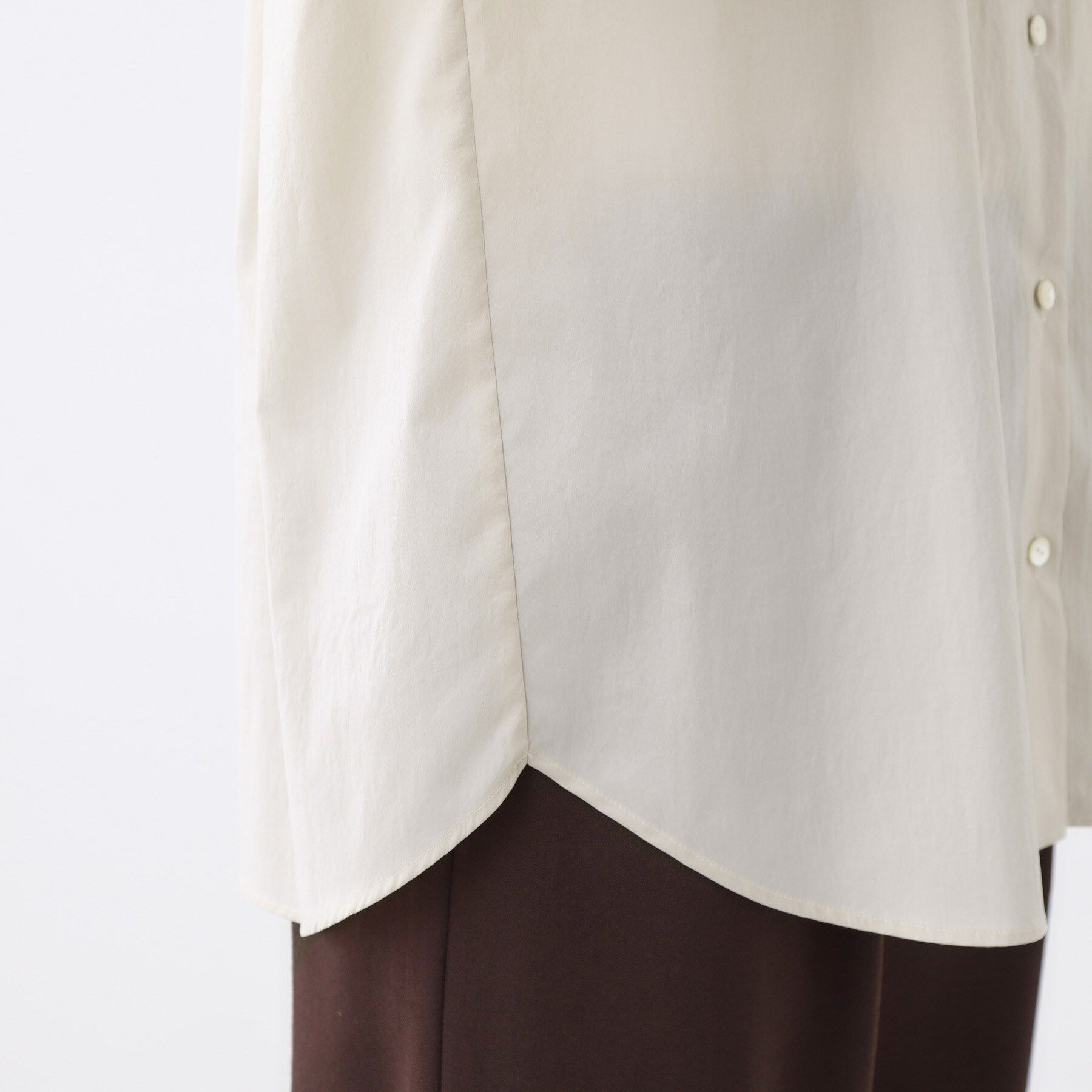 Reflect「【さらっと一枚で決まる／重ね着にもおすすめ◎】タックスリーブシャツブラウス」|シャツ・ブラウス|