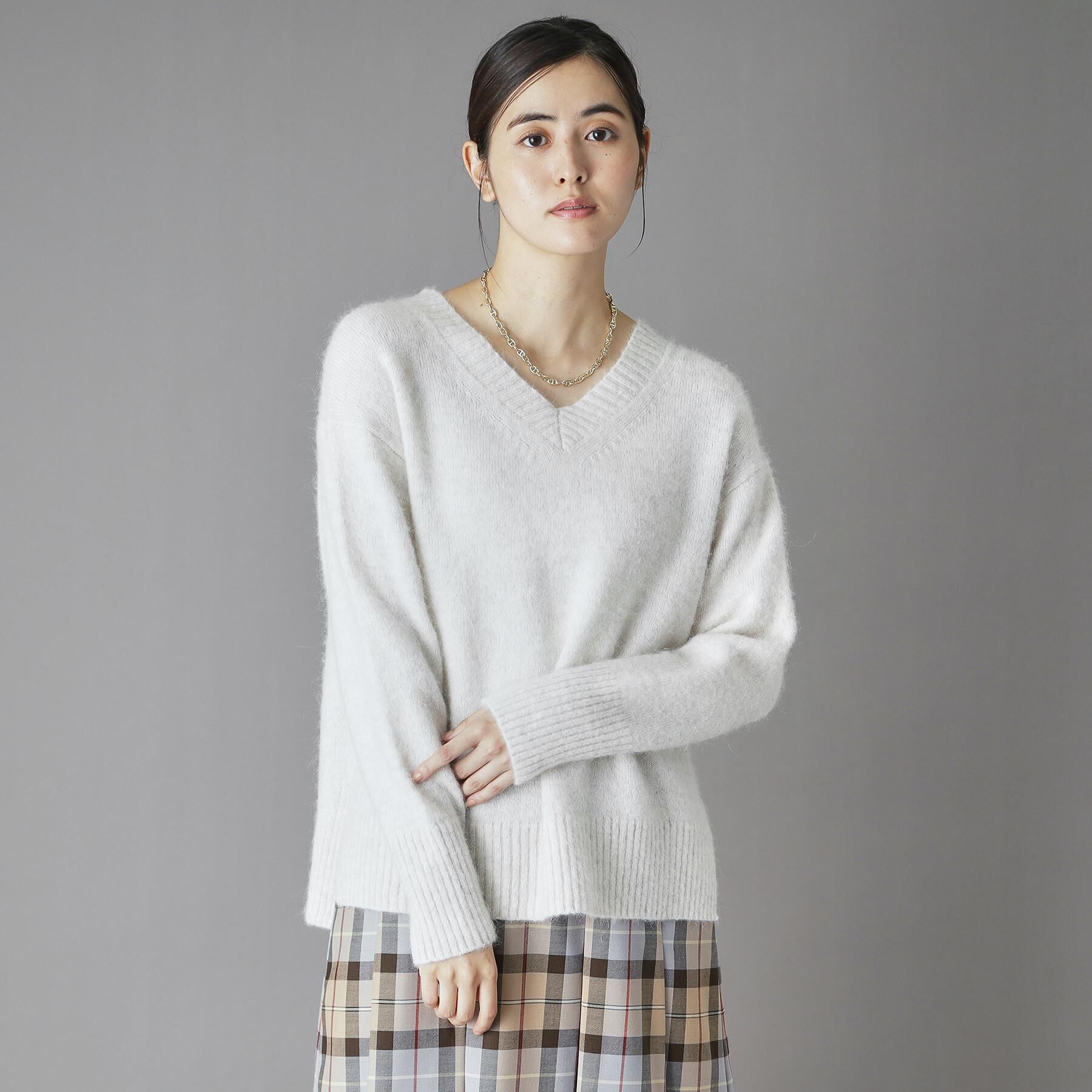 DRESSTERIOR「【CLASSY.12月号掲載】アルパカブレンドVネックニット」|ニット・セーター|