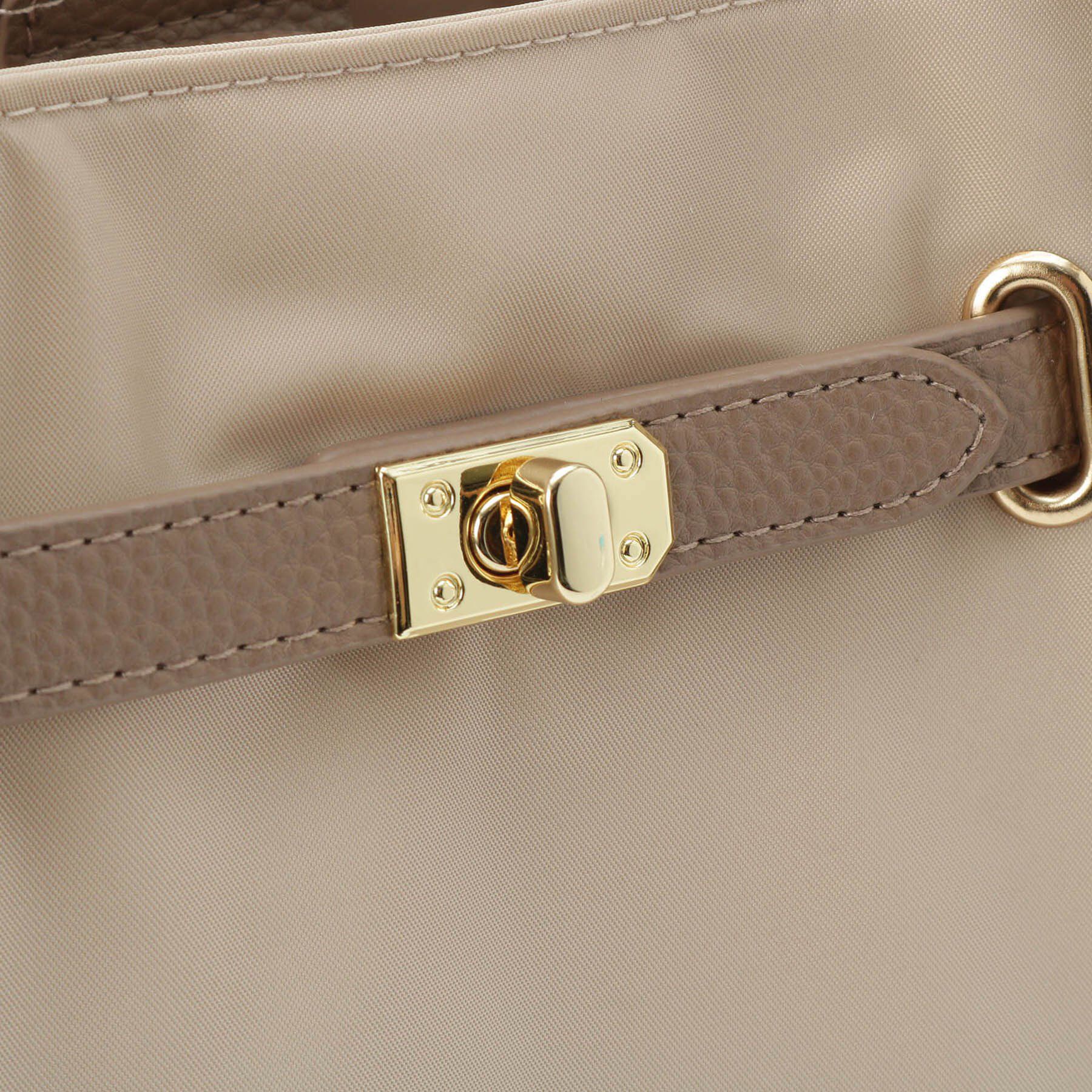 grove「【撥水・軽量】ベルトナイロンコンビA4トート」|トートバッグ|