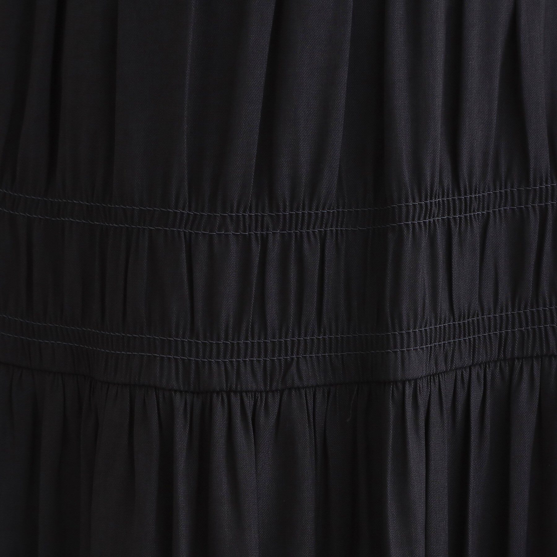 grove「軽やかに体型カバーも叶う　シャーリングティアードスカート」|スカート|