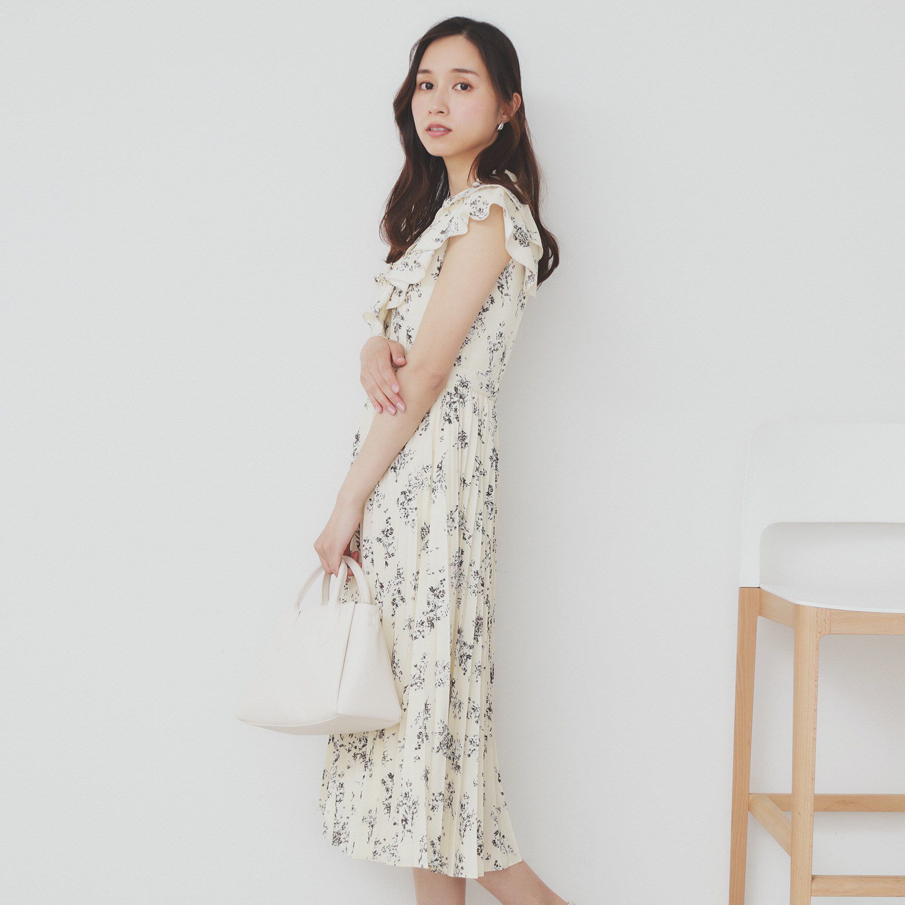 index「《美人百花掲載》フリルプリーツ花柄ワンピース【洗濯機洗い可/イージーアイロン/防シワ】」|ワンピース|