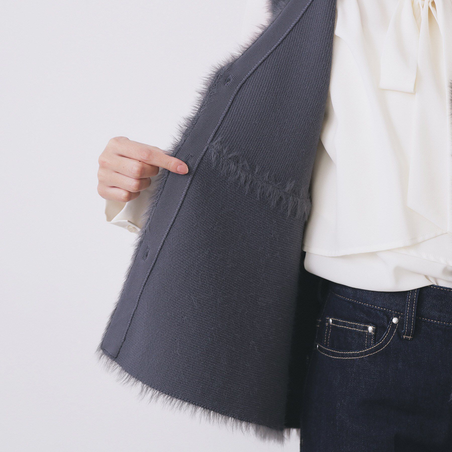 index「フェザーペプラムジレ【洗濯機OK/抗ピル】」|ベスト・ジレ|