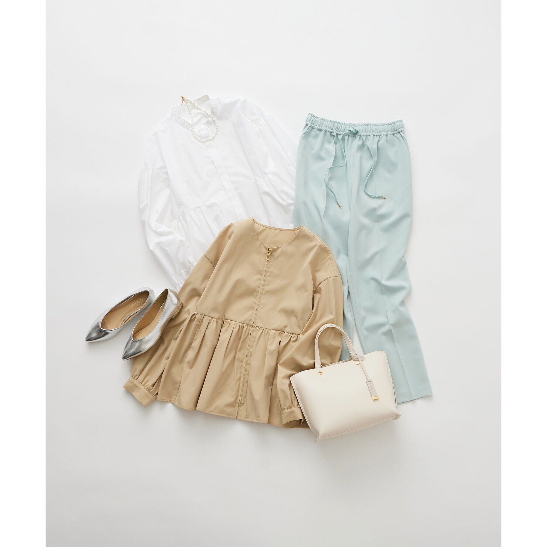 OPAQUE.CLIP「【抗菌防臭加工】Vカットフラットポインテッドパンプス」|その他|