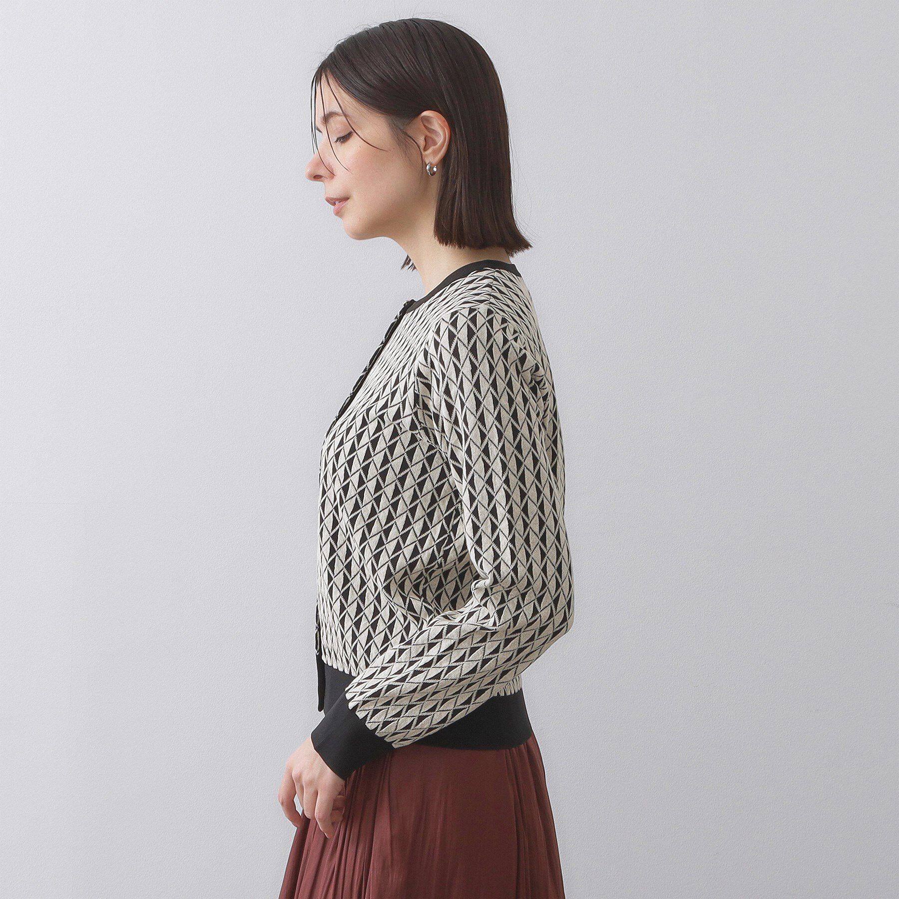 OPAQUE.CLIP「幾何学柄ジャカードニットカーディガン【洗濯機洗い可／抗ピル】」|カーディガン|