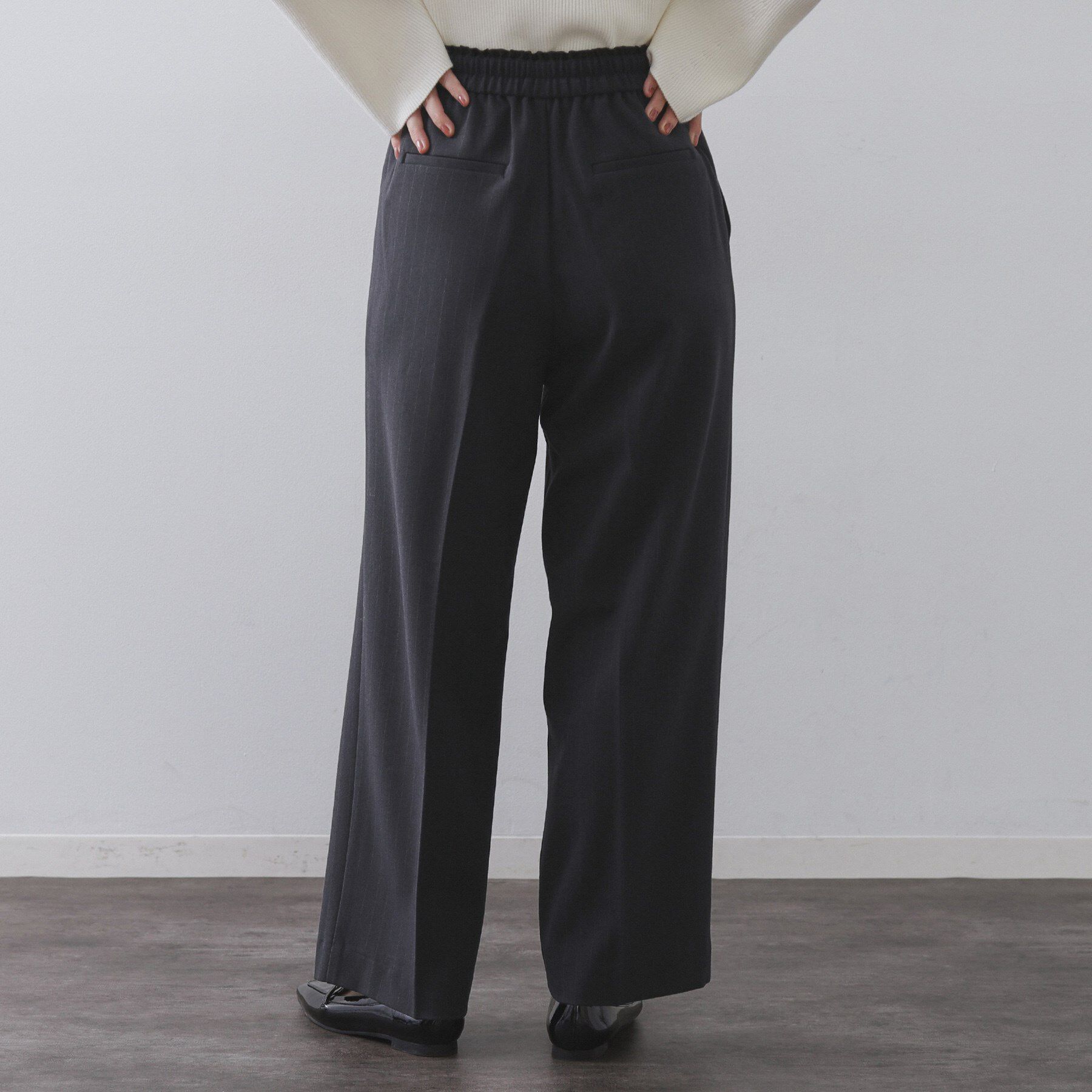 OPAQUE.CLIP「ピンストライプイージーワイドパンツ【吸湿発熱/ストレッチ/洗濯機OK】」|その他|