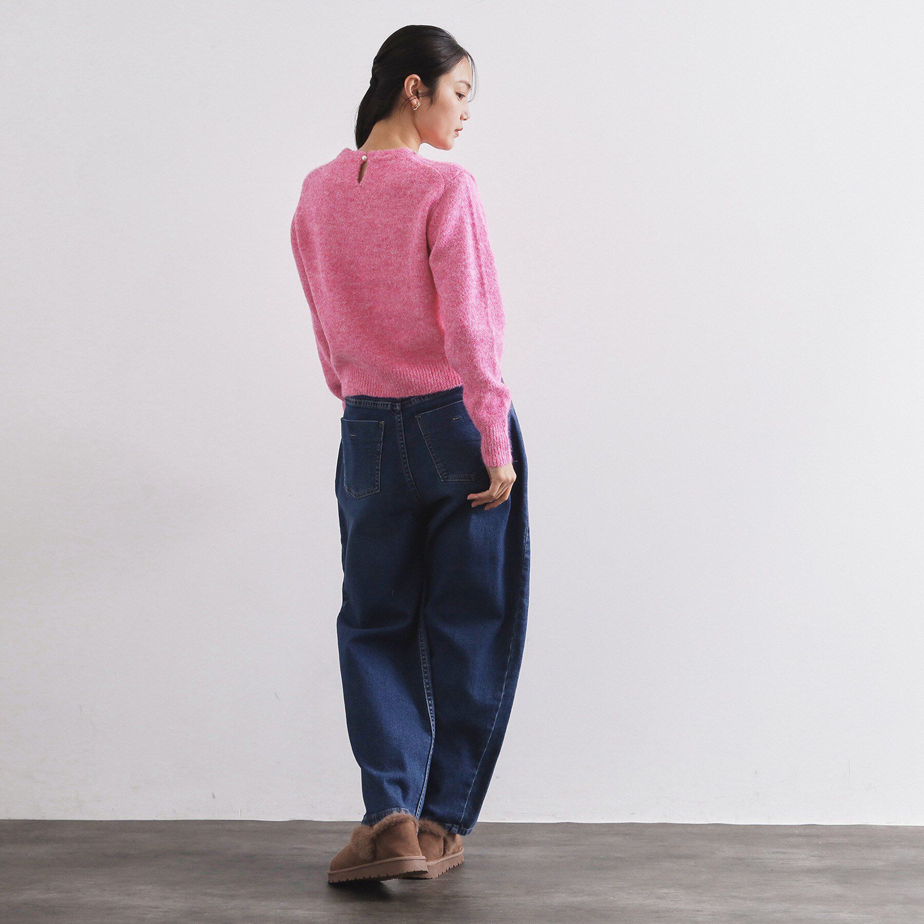 OPAQUE.CLIP「ビジューネックミドルゲージニット【洗濯機OK】」|ニット・セーター|