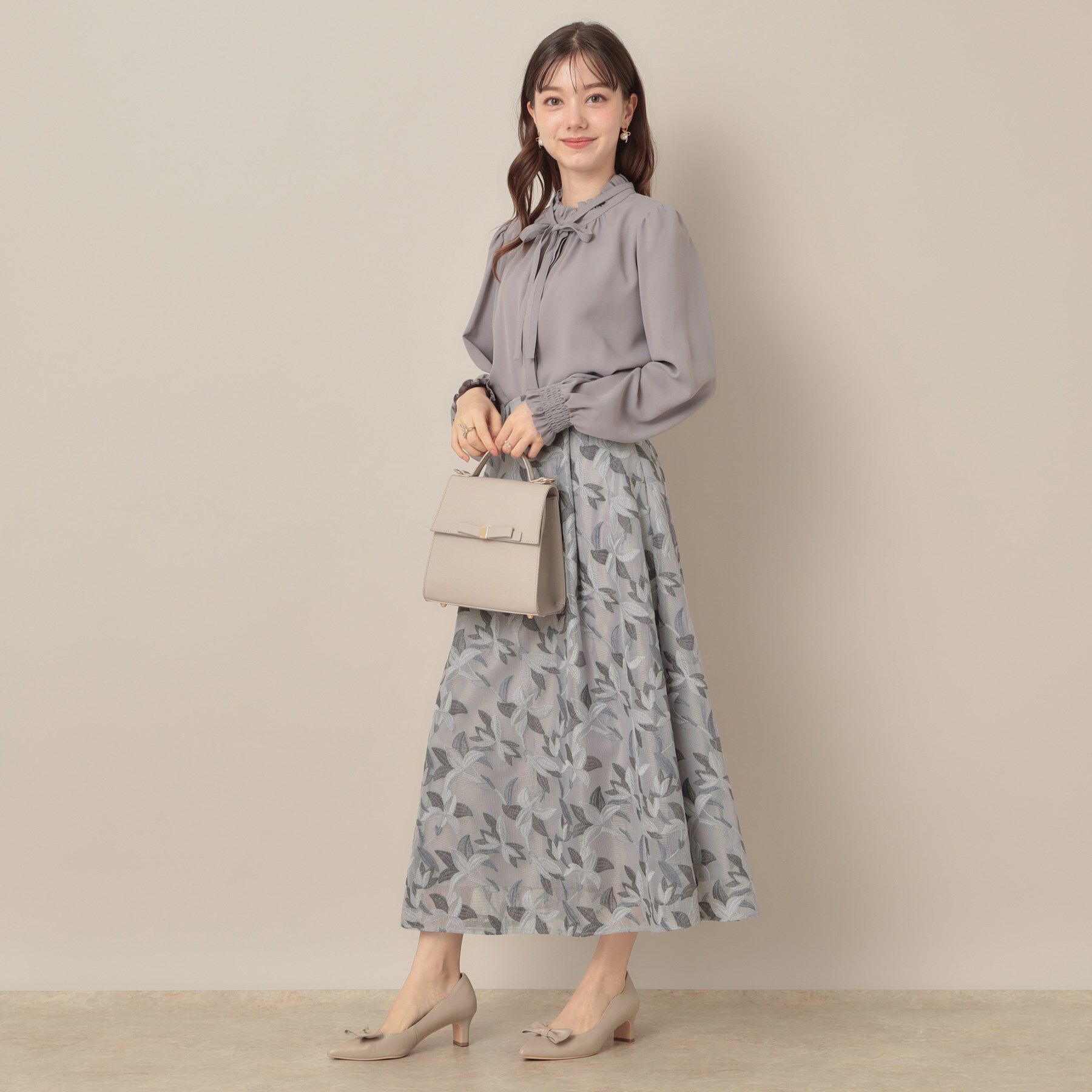 Couture broach「【花柄・きれいめ・通勤】リンドウエンブロメッシュスカート」|スカート|