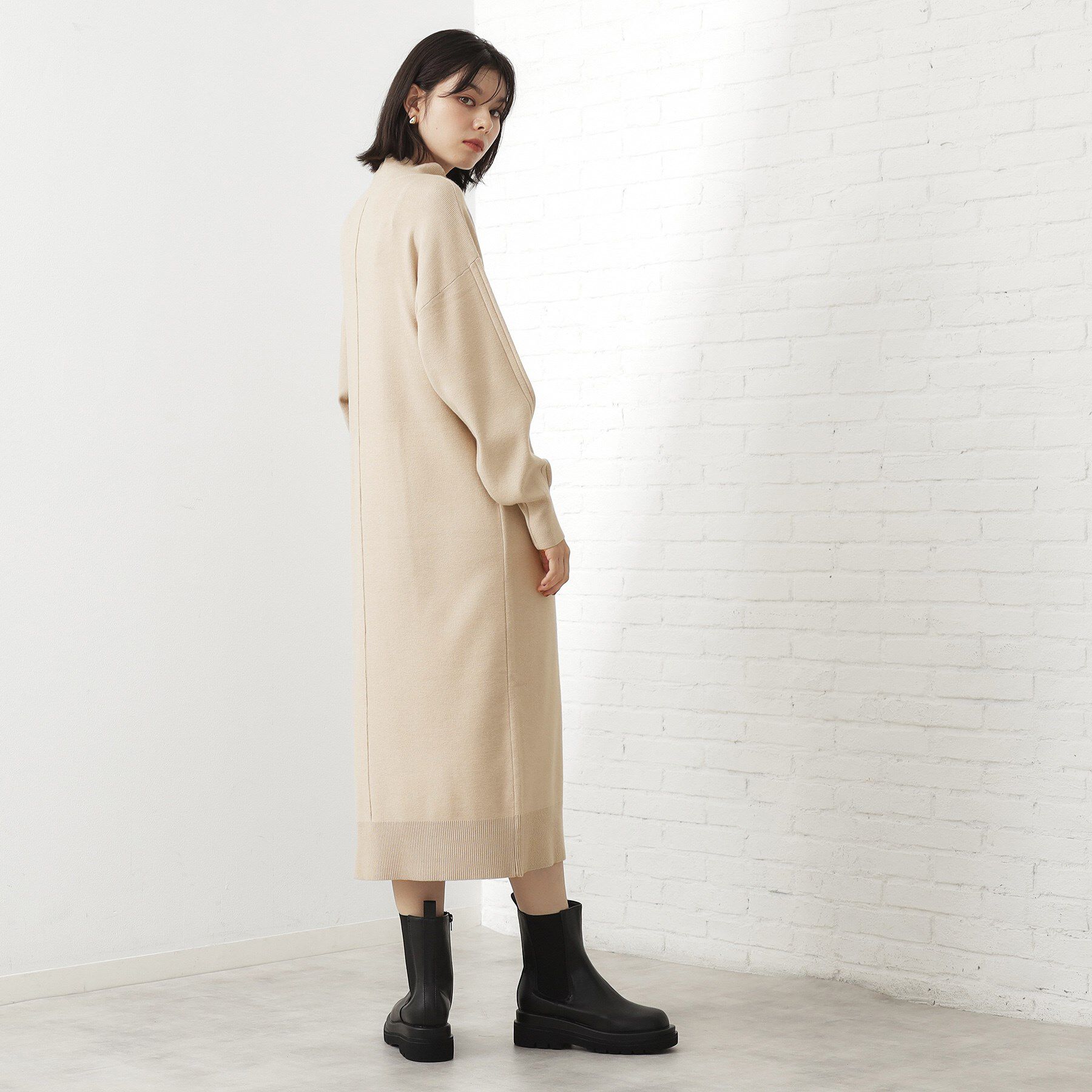 THE SHOP TK「1枚でこなれ見え ハーフZIPワンピース【毛玉になりにくい/静電気防止/洗濯機OK】」|ワンピース|