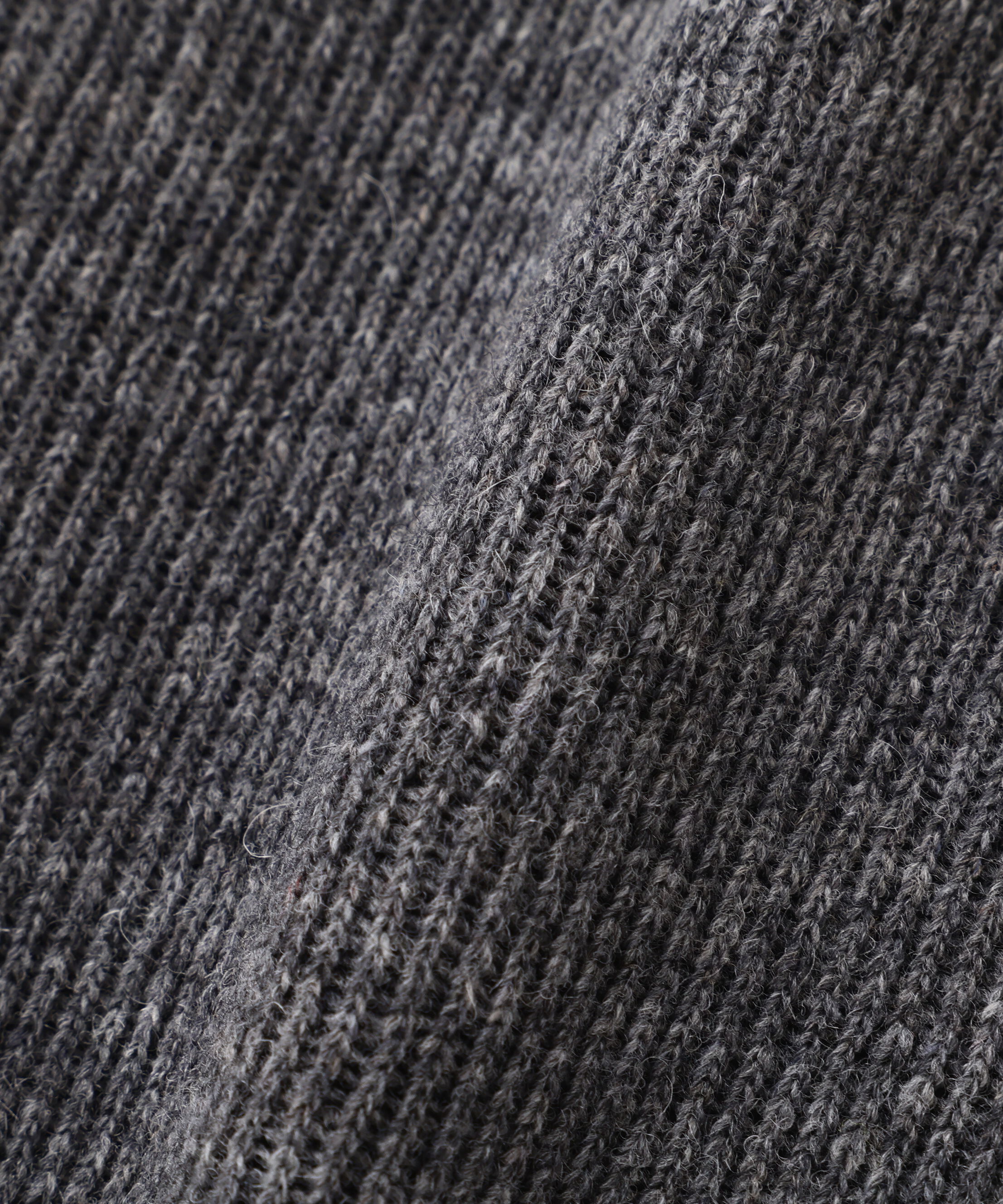  「◆クォーターゲージＶネックカーディガン」|ブルゾン・スタジャン|