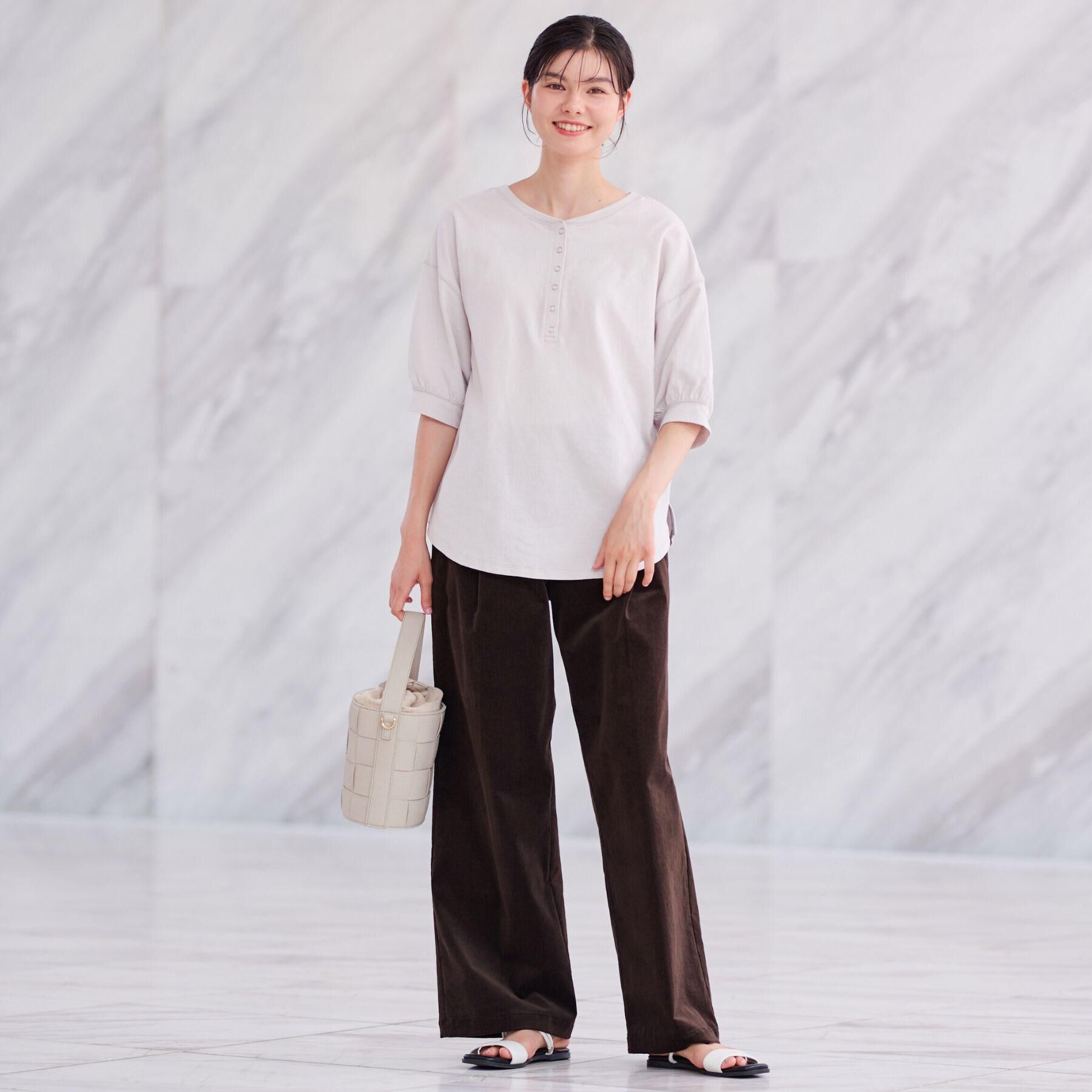 Dessin「【360度可愛い/前後2WAY/洗える】ライトコットンヘンリーカットソー」|Tシャツ・カットソー|