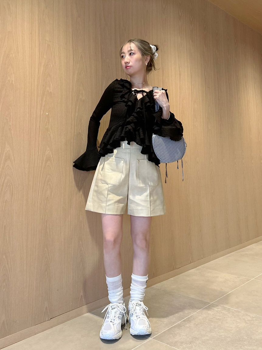 FURFUR「レザーライクショートパンツ」|デニム|