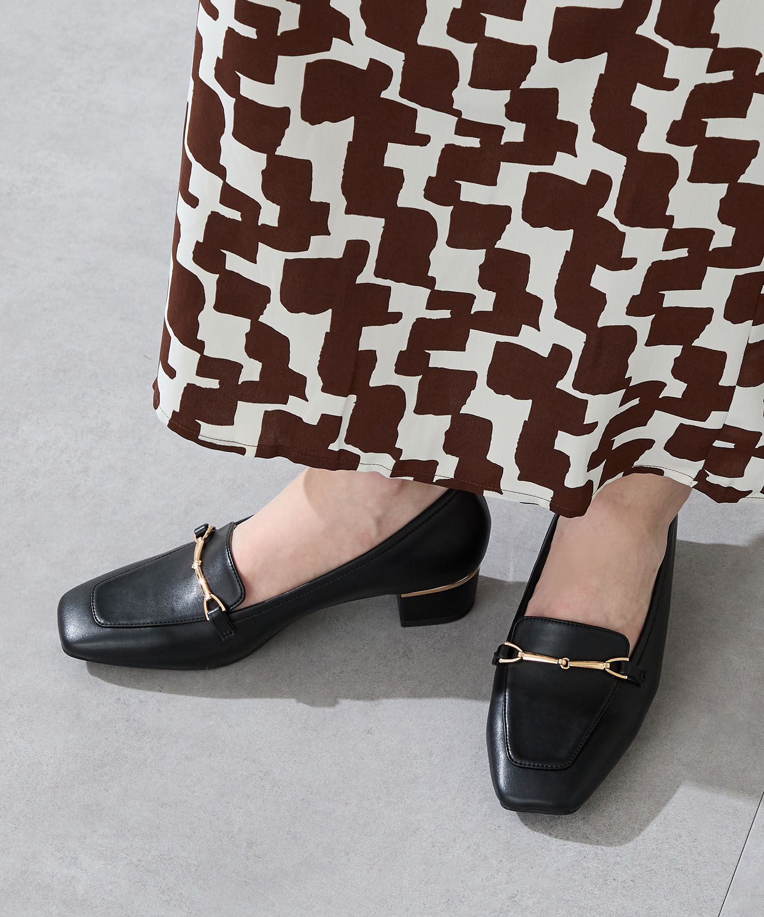 WA Oriental TRaffic「メタリックラインビット ヒール ローファー /52301 通勤靴 オフィス」|パンプス|