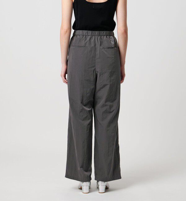 UNITED ARROWS「アシンメトリー タック ワイドパンツ はっ水 ウォッシャブル」|チノ|