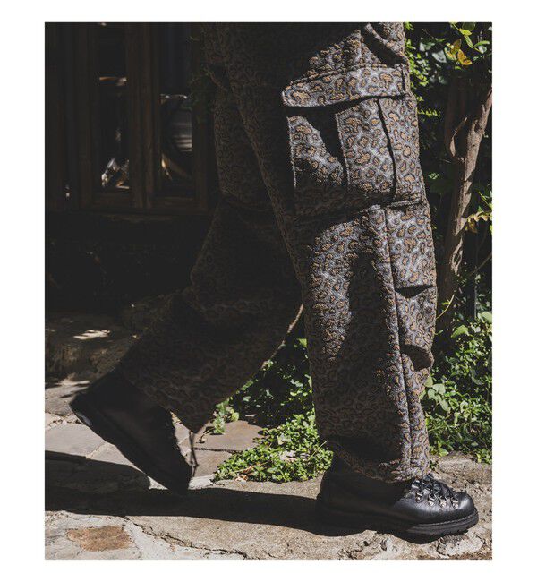 BEAMS PLUS「MIL Over 6 Pockets Camo Jacquard」|チノ|