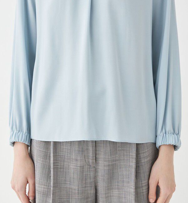 TOMORROWLAND collection「ウォッシャブルサテン スタンドギャザーカラーブラウス」|シャツ・ブラウス|