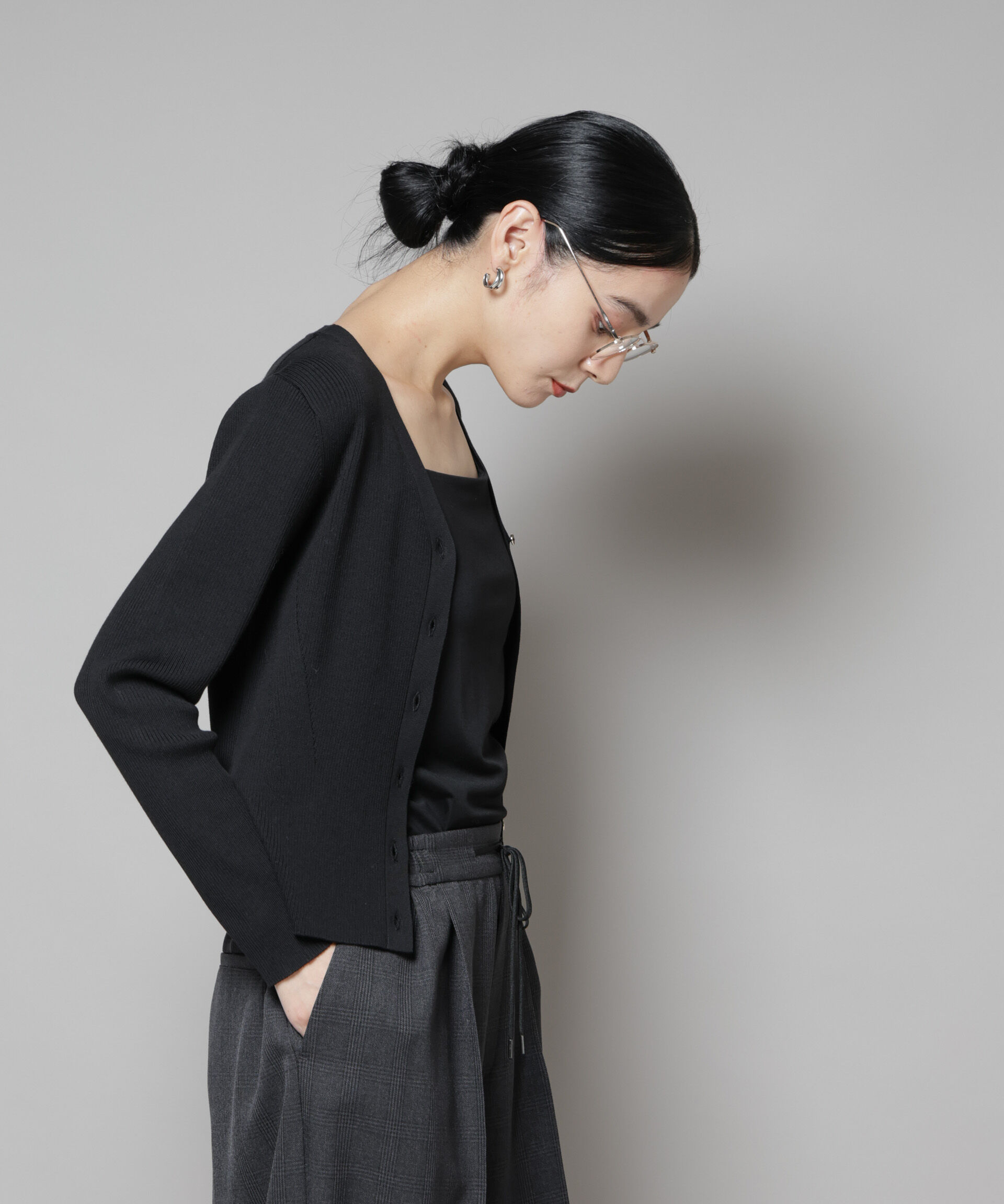 nano･universe「CICA&UVカット加工Vネックリブカーディガン」|ニット・セーター|