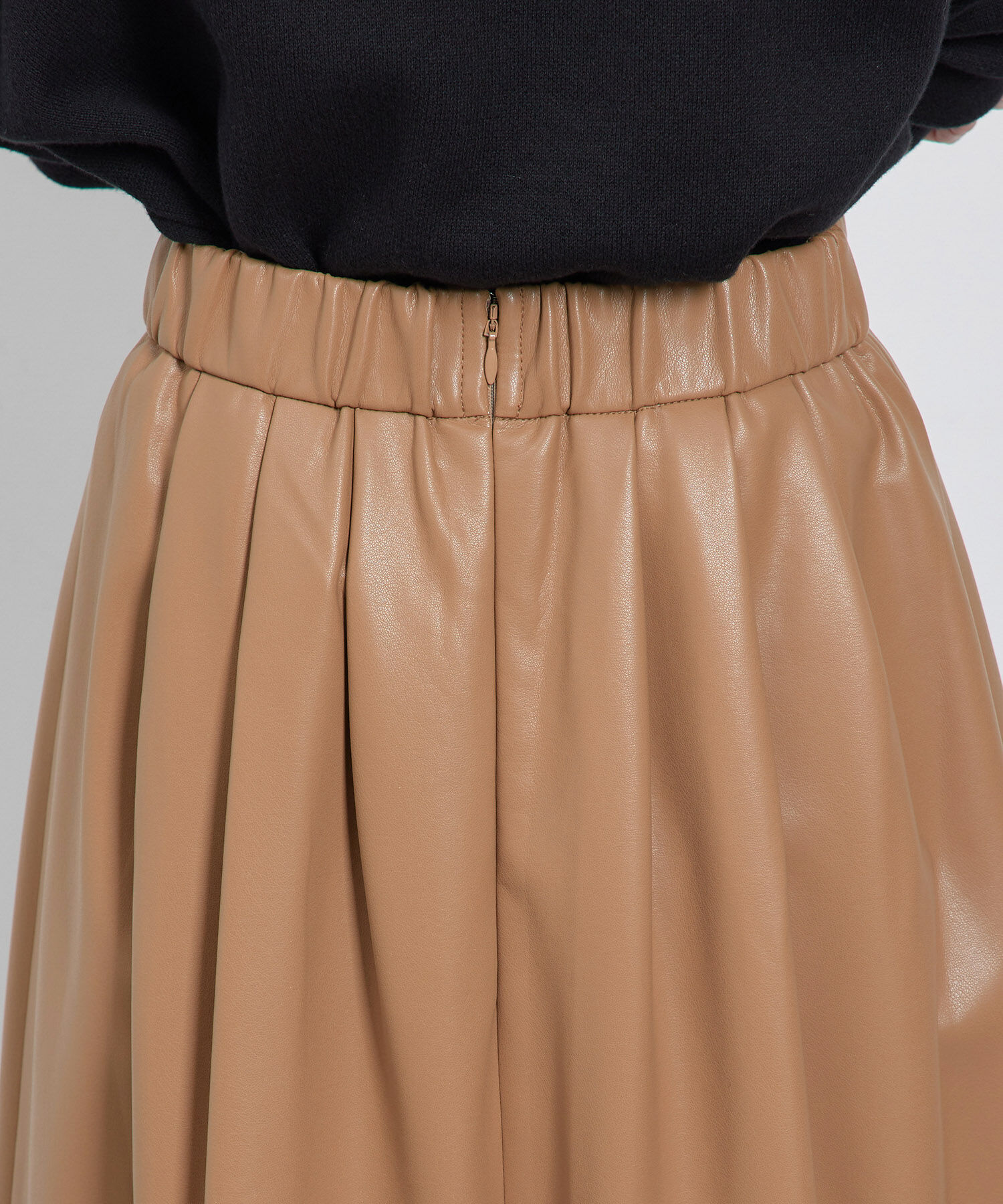 Rope&rsquo;Picnic「【emur/エミュール】シンセティックレザーコクーンスカート」|スカート|