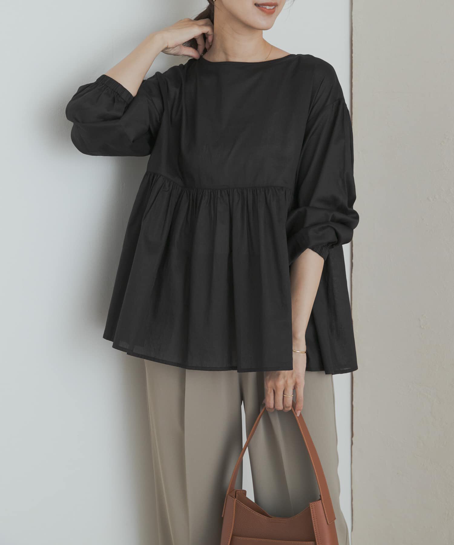 URBAN RESEARCH DOORS「コットンツイル2WAYギャザーブラウス」|シャツ・ブラウス|