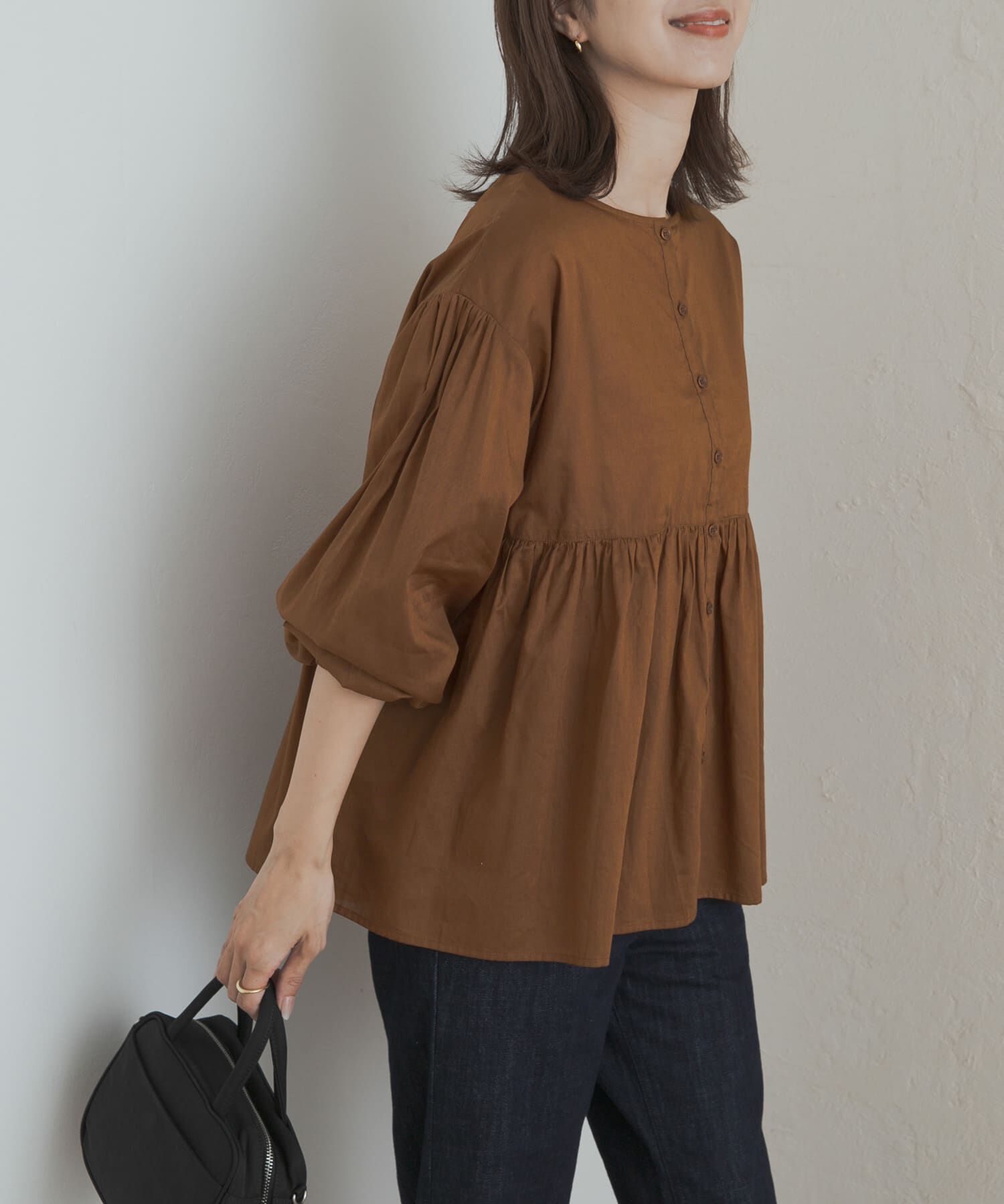 URBAN RESEARCH DOORS「コットンツイル2WAYギャザーブラウス」|シャツ・ブラウス|