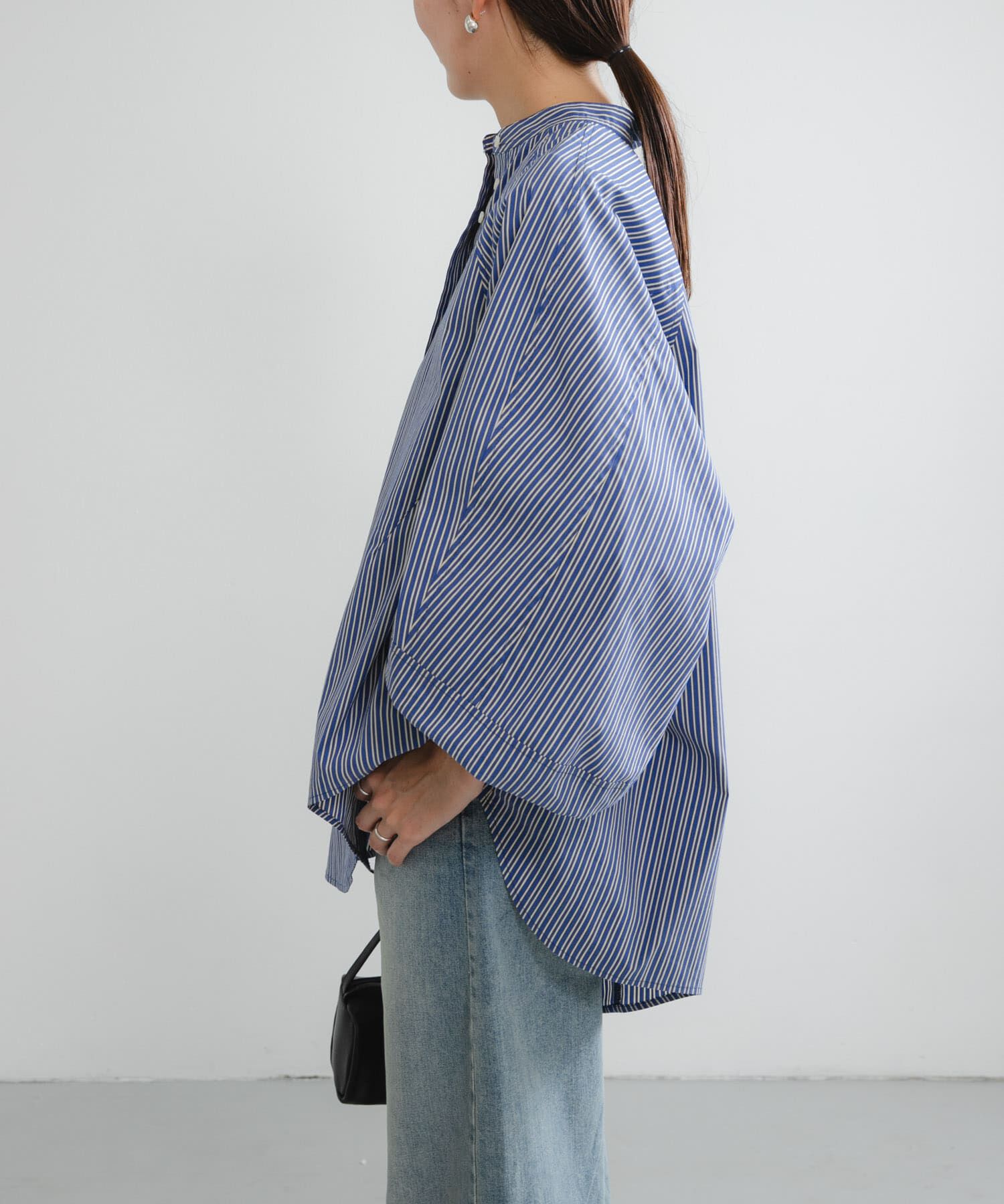 URBAN RESEARCH「イレギュラーヘムスタンドカラー7分袖ブラウス」|シャツ・ブラウス|