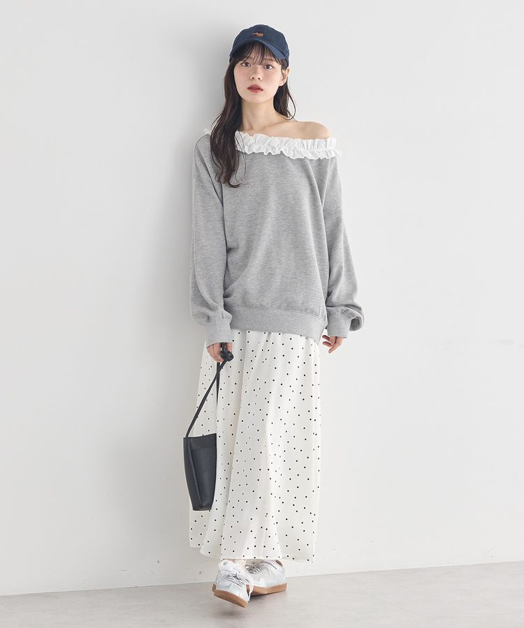 earth music&ecology「フリルオフショルウラケスウェット」|スウェット・ジャージ|