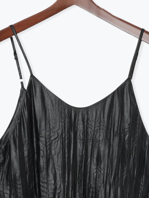 Te chichi TERRASSE「しわ加工フェイクレザーキャミワンピース《2025autumn catalog item》」|ワンピース|