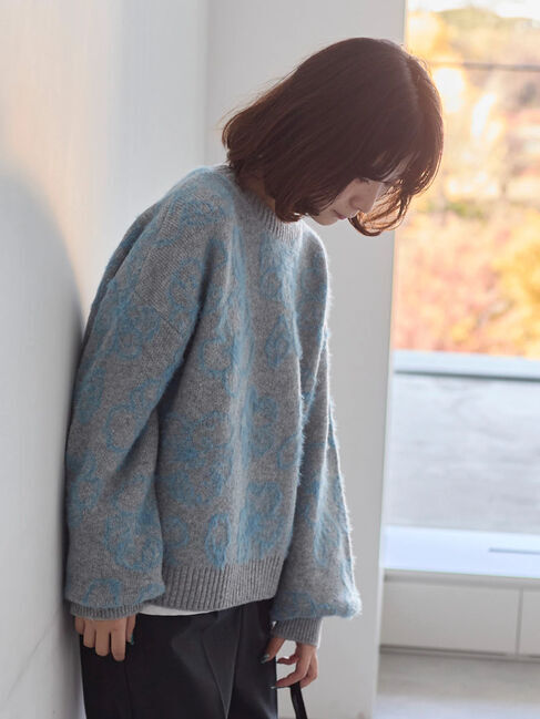 Samansa Mos2 blue「花柄シャギーニットプルオーバー」|ニット・セーター|