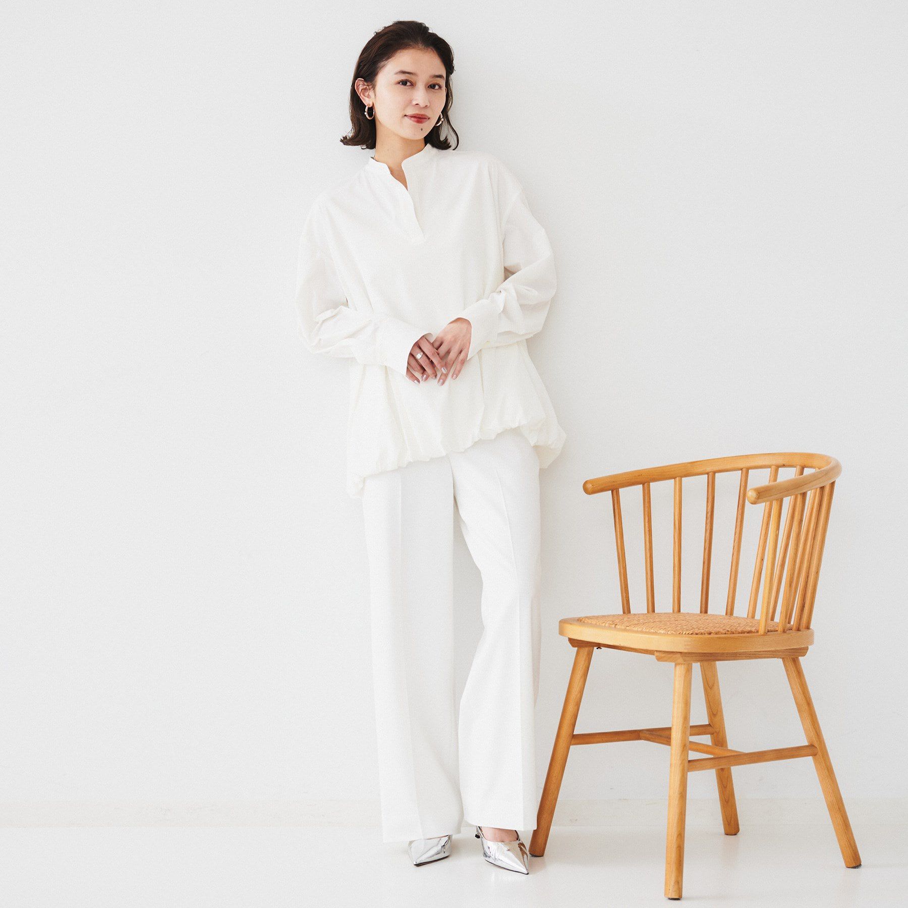 UNTITLED「【朝比奈 彩&times;Oggi&times;UNTITLED スペシャルコラボ】バルーンヘムブラウス」|シャツ・ブラウス|