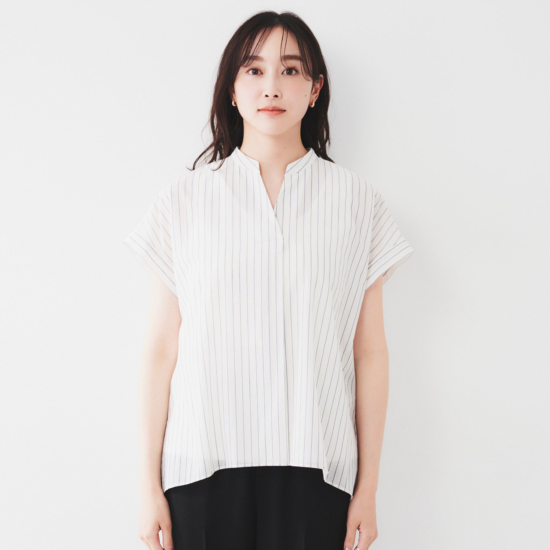 UNTITLED「【洗える/スキッパー】フレンチスリーブシアーブラウス」|シャツ・ブラウス|