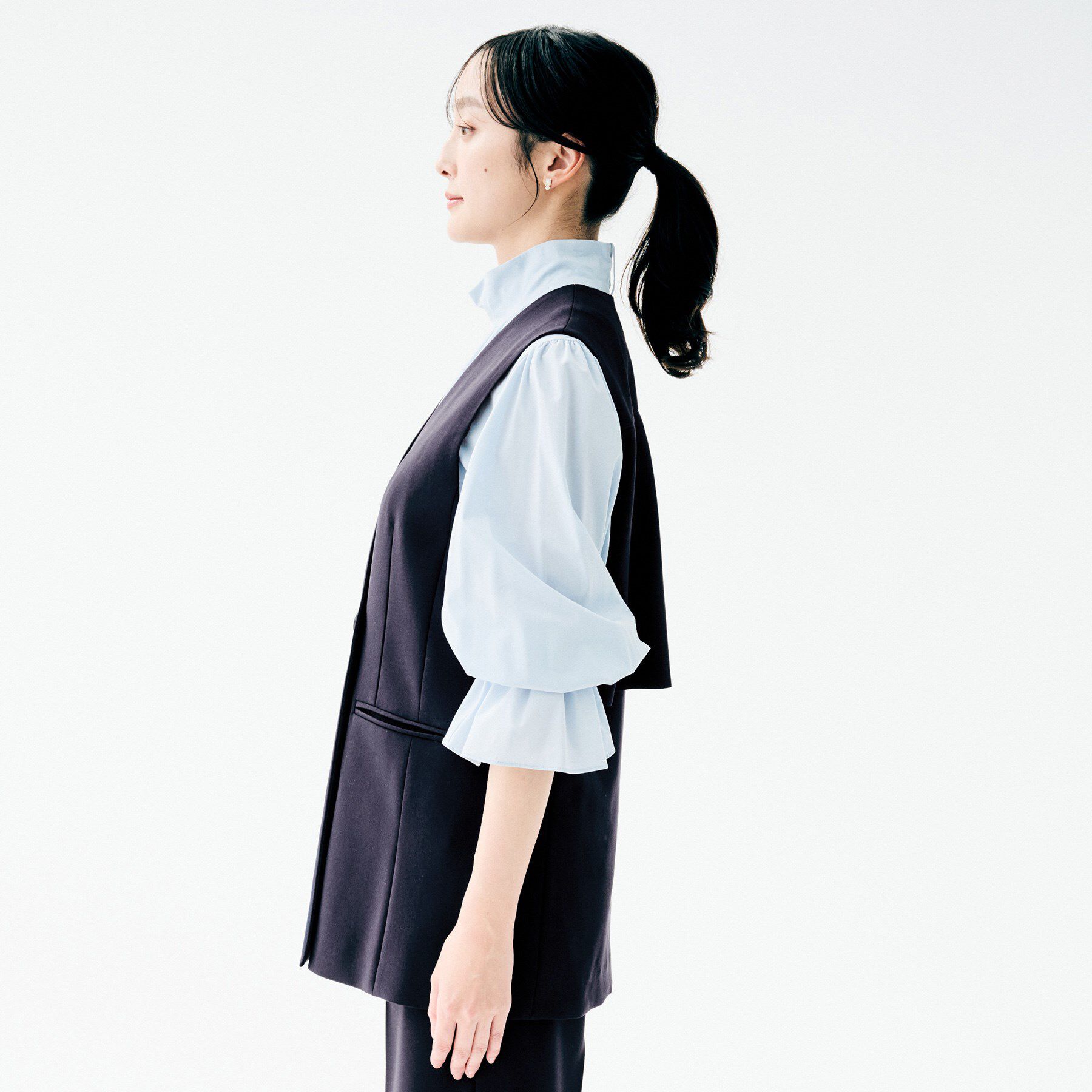 UNTITLED「【洗える/ストレッチ性/セットアップ可】バックラッフルジレ」|ベスト・ジレ|