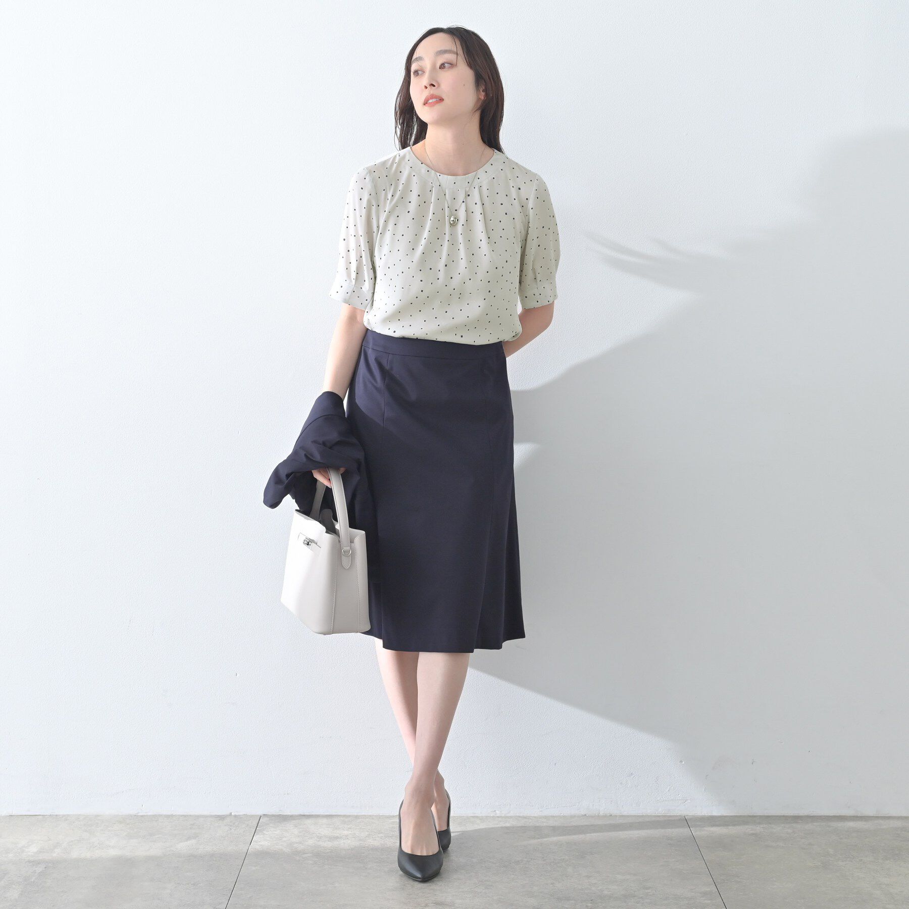 UNTITLED「タックディティールブラウス」|シャツ・ブラウス|