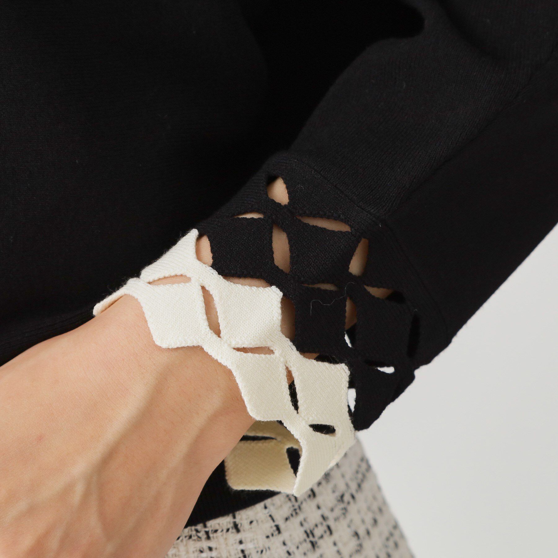 COUP DE CHANCE「【手洗い可】袖透かし柄ニットトップス」|ニット・セーター|